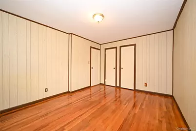 53-19 195th Street, Fresh Meadows, NY 11365 - Photo 11