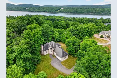 21 Huyler Drive, Hyde Park, NY 12538 - Photo 3