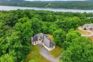 21 Huyler Dr, Hyde Park, NY 12538 - Photo 3