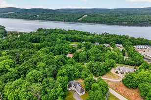 21 Huyler Dr, Hyde Park, NY 12538 - Photo 5