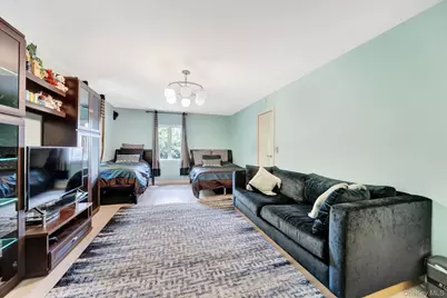 180-15 Aberdeen Road, Jamaica, NY 11432 - Photo 39
