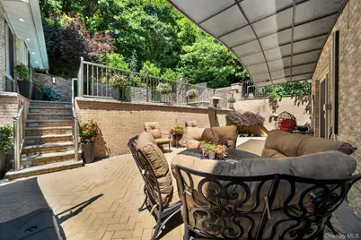 180-15 Aberdeen Road, Jamaica, NY 11432 - Photo 49