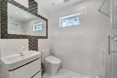 180-15 Aberdeen Road, Jamaica, NY 11432 - Photo 37