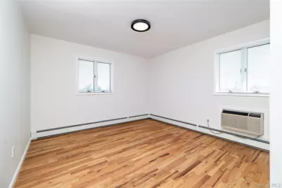 580 E. Pine Street #East Side, Long Beach, NY 11561 - Photo 19