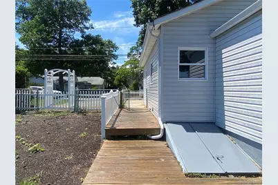 101 Rose Drive, Ronkonkoma, NY 11779 - Photo 5