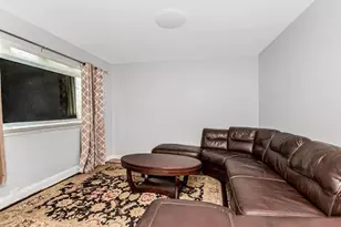 256-12 147th Ave, Rosedale, NY 11422 - Photo 5