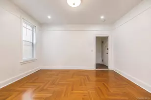 721 E 242nd St, Bronx, NY 10470 - Photo 15