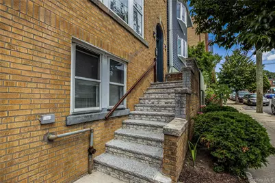 721 E 242nd Street, Bronx, NY 10470 - Photo 3