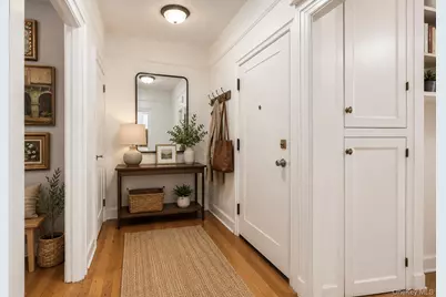 721 E 242nd Street, Bronx, NY 10470 - Photo 9