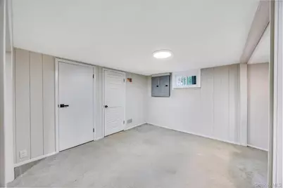 99 Burr Road, East Northport, NY 11731 - Photo 37