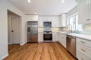 580 E Pine St, Long Beach, NY 11561 - Photo 11