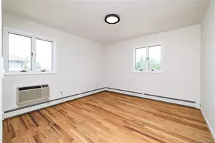 580 E Pine St, Long Beach, NY 11561 - Photo 17