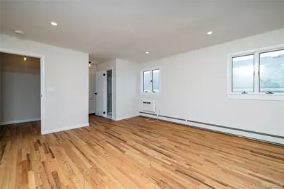 580 E. Pine Street #WEST SIDE, Long Beach, NY 11561 - Photo 5