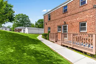1 Peck Ave, Rye, NY 10580 - Photo 15