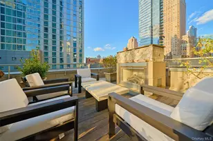 247 W 46th St, New York, NY 10036 - Photo 11