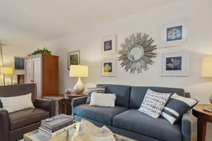666 Pelham Rd, New Rochelle, NY 10805 - Photo 5