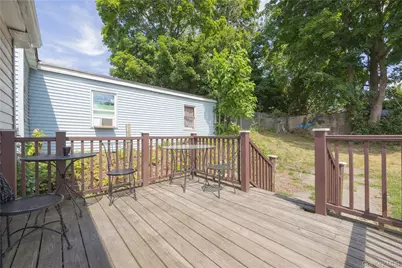 142 W Parmenter Street, Newburgh, NY 12550 - Photo 17