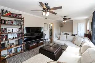 71-12 252nd St, Bellerose, NY 11426 - Photo 9