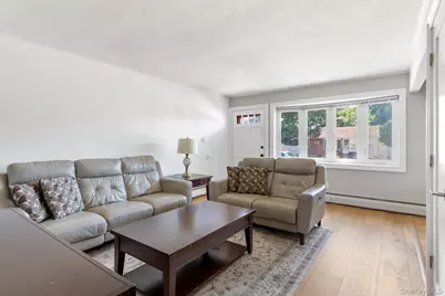 54 Oak Street, Farmingdale, NY 11735 - Photo 7