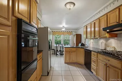 16 Baldwin Lane, Scarsdale, NY 10583 - Photo 9