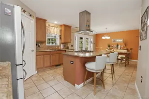 34 Palmer Cir, Poughquag, NY 12570 - Photo 3