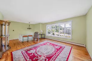 4007 Clark St, Seaford, NY 11783 - Photo 7
