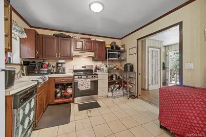 30 Fords Lane, Southampton, NY 11968 - Photo 5