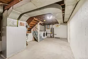 25 Ferrara Dr, Middletown, NY 10941 - Photo 27