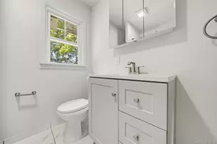 25 Ferrara Dr, Middletown, NY 10941 - Photo 23