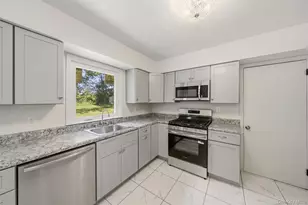 25 Ferrara Dr, Middletown, NY 10941 - Photo 11