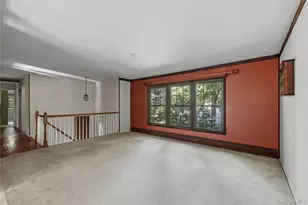 9 Adams Ln, Suffern, NY 10901 - Photo 9