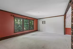 9 Adams Ln, Suffern, NY 10901 - Photo 7