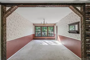 9 Adams Ln, Suffern, NY 10901 - Photo 11