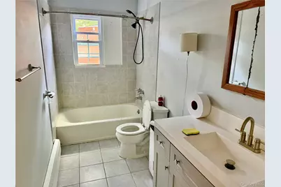 142 Palmer Street, Brentwood, NY 11717 - Photo 11