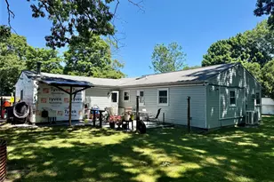 142 Palmer St, Brentwood, NY 11717 - Photo 15