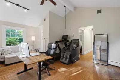 126 New Valley Road, New City, NY 10956 - Photo 9