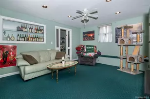 181 Roundhill Dr, Yonkers, NY 10710 - Photo 21