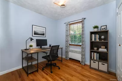 181 Roundhill Drive, Yonkers, NY 10710 - Photo 19