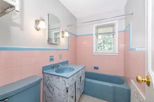 181 Roundhill Dr, Yonkers, NY 10710 - Photo 15