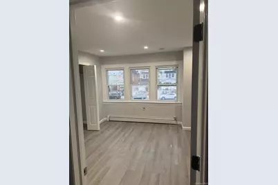 9050 Francis Lewis Boulevard, Queens Village, NY 11428 - Photo 7