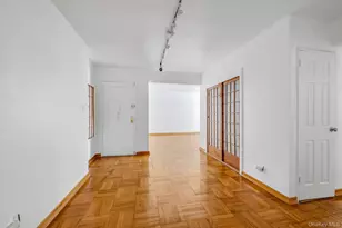 32-20 89th St, East Elmhurst, NY 11369 - Photo 5