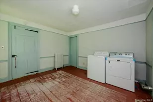 169 W Rogues Path, Huntington, NY 11743 - Photo 23
