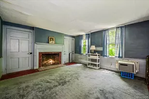 169 W Rogues Path, Huntington, NY 11743 - Photo 5