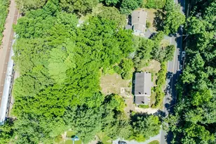169 W Rogues Path, Huntington, NY 11743 - Photo 39