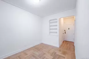 2190 Boston Rd, Bronx, NY 10462 - Photo 1