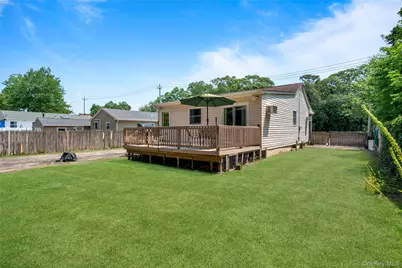 32 Juniper Avenue, Patchogue, NY 11772 - Photo 27