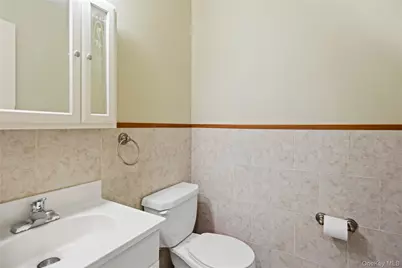 32 Juniper Avenue, Patchogue, NY 11772 - Photo 11