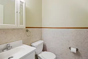 32 Juniper Ave, Patchogue, NY 11772 - Photo 11