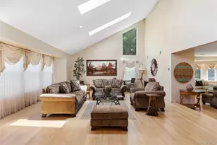2 Greenwood Ln, Woodbury, NY 11797 - Photo 5