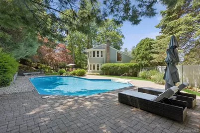 2 Greenwood Lane, Woodbury, NY 11797 - Photo 45